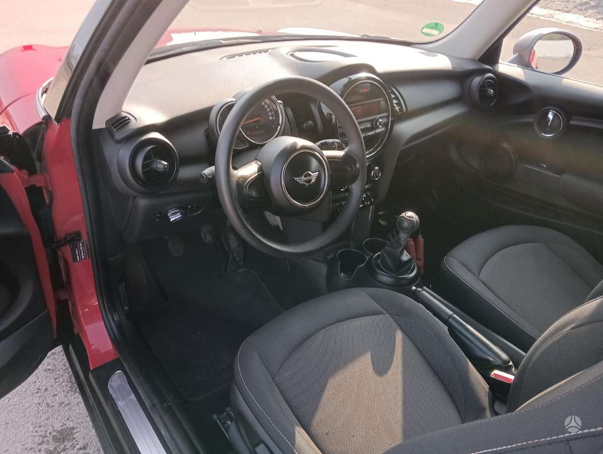 Mini One, 1.2 l., hatchback