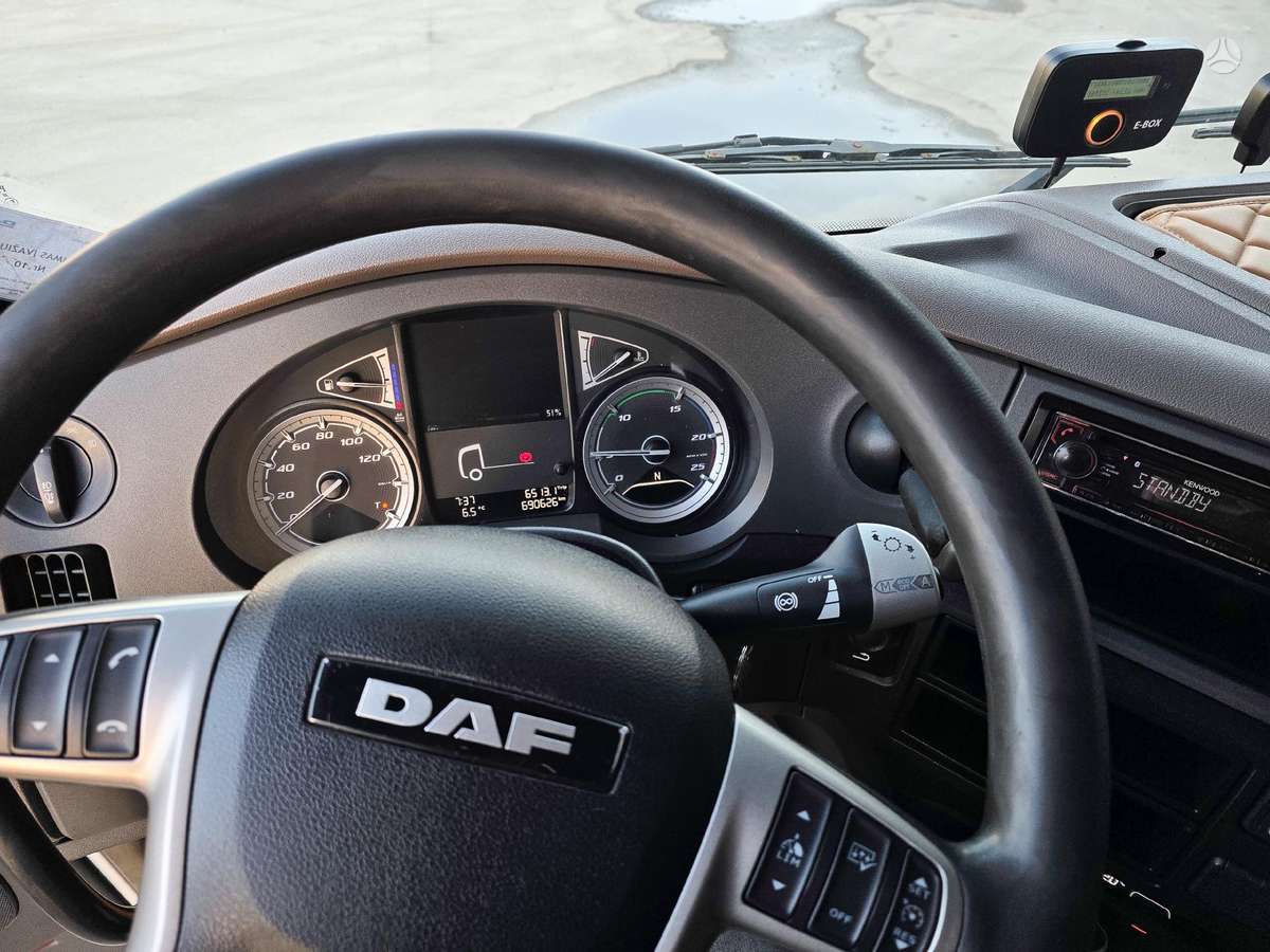 DAF 450 FT, 2 спальных места