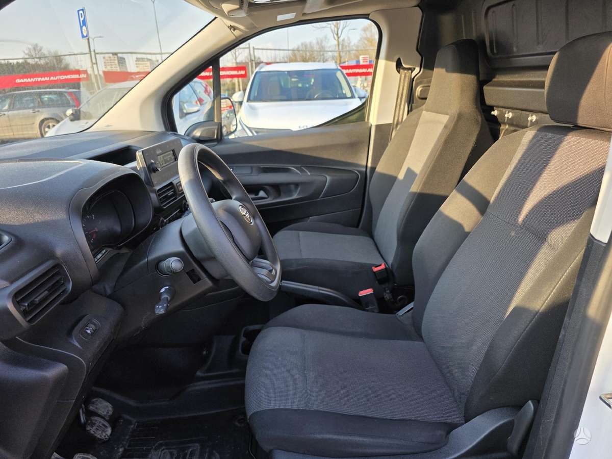 Toyota Proace City - 8