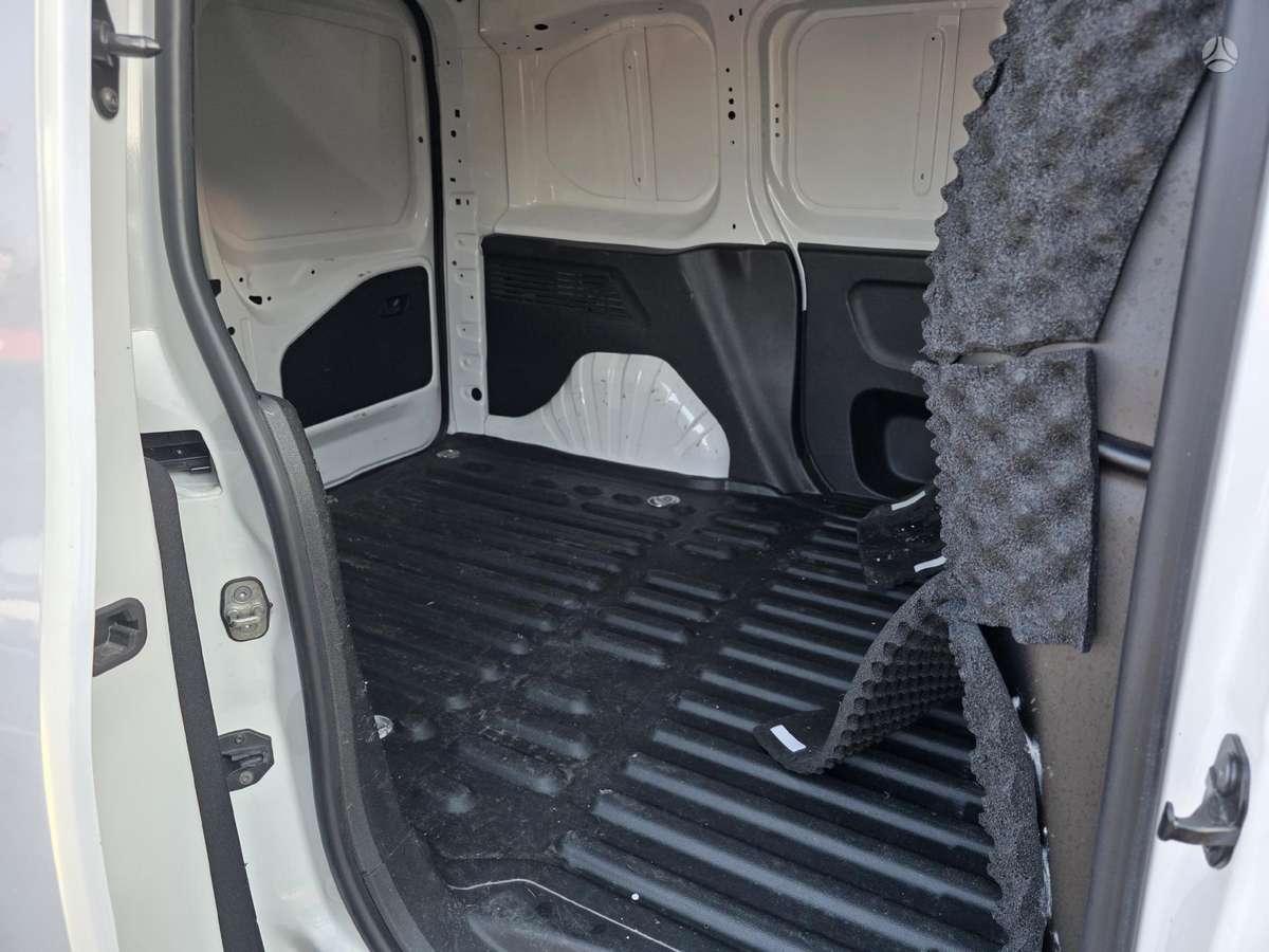 Toyota Proace City - 10
