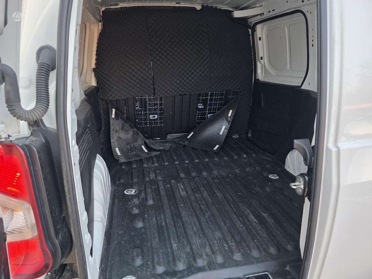 Toyota Proace City - 11