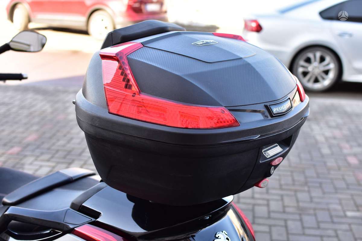 Peugeot Metropolis 400cc, трициклы