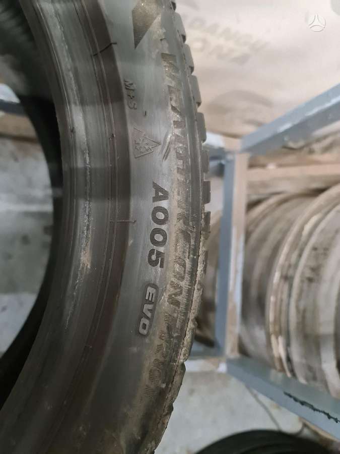 Bridgestone A005 evo, universalios 255/40 R19