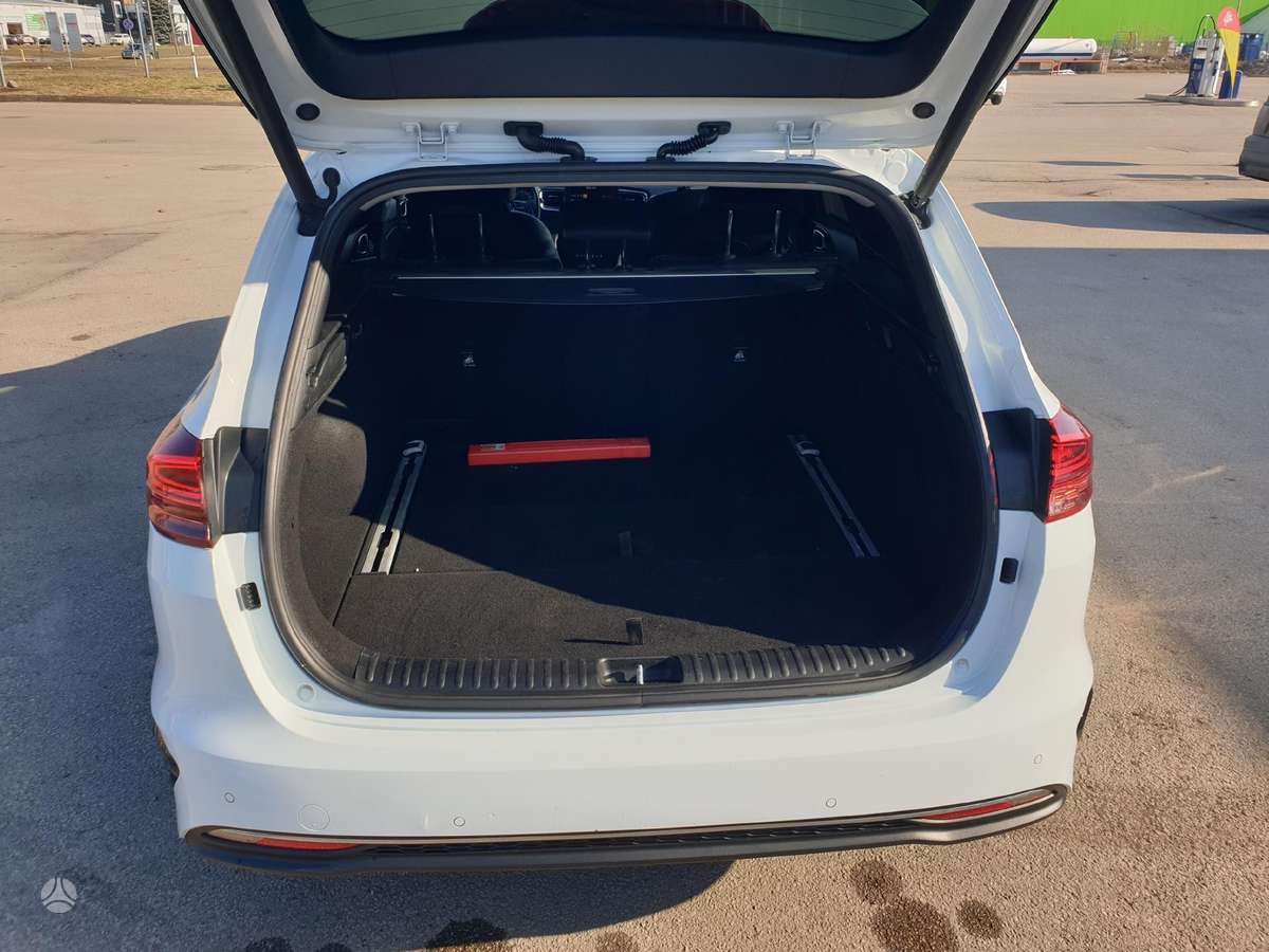 Kia Ceed, 1.6 l., Универсал