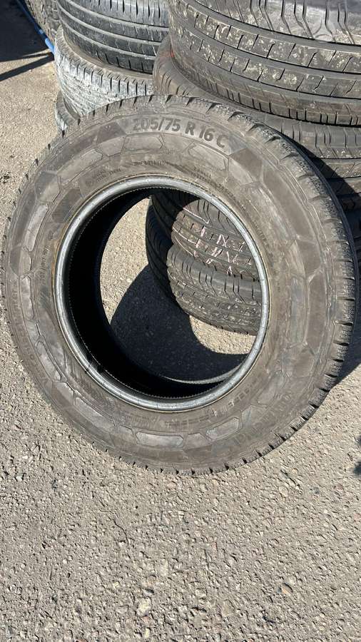 Continental Firestone Barum, universalios 205/75 R16