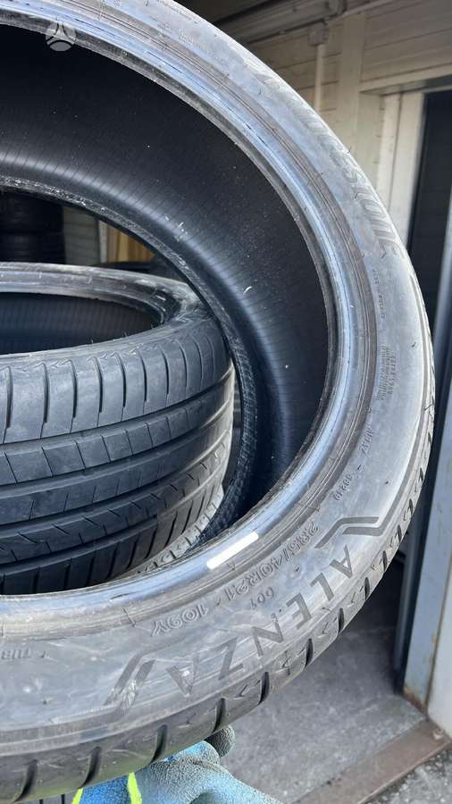 Bridgestone ALENZA, summer 285/40 R21