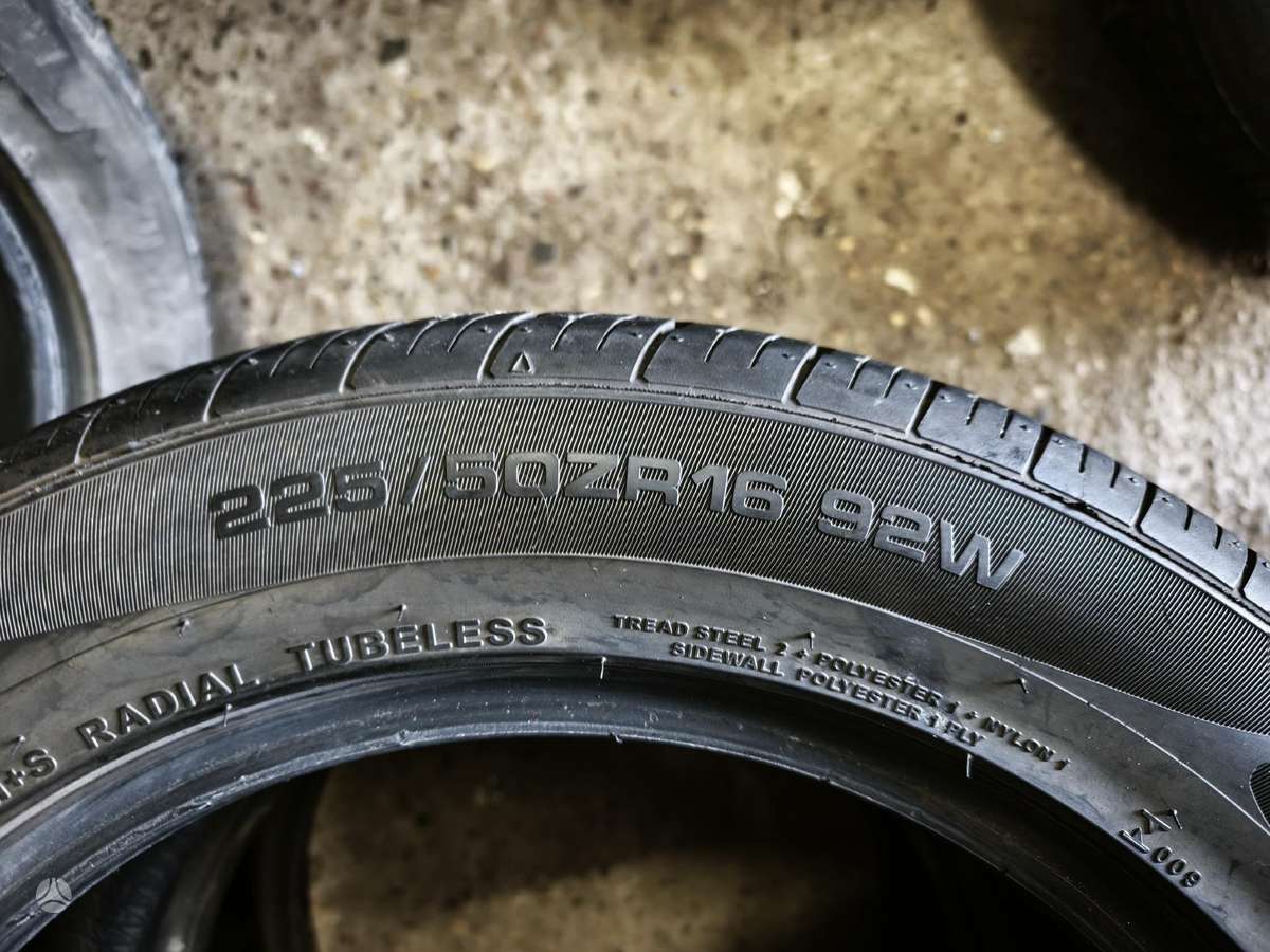 Kumho ECTA 4x, universalios 225/50 R16