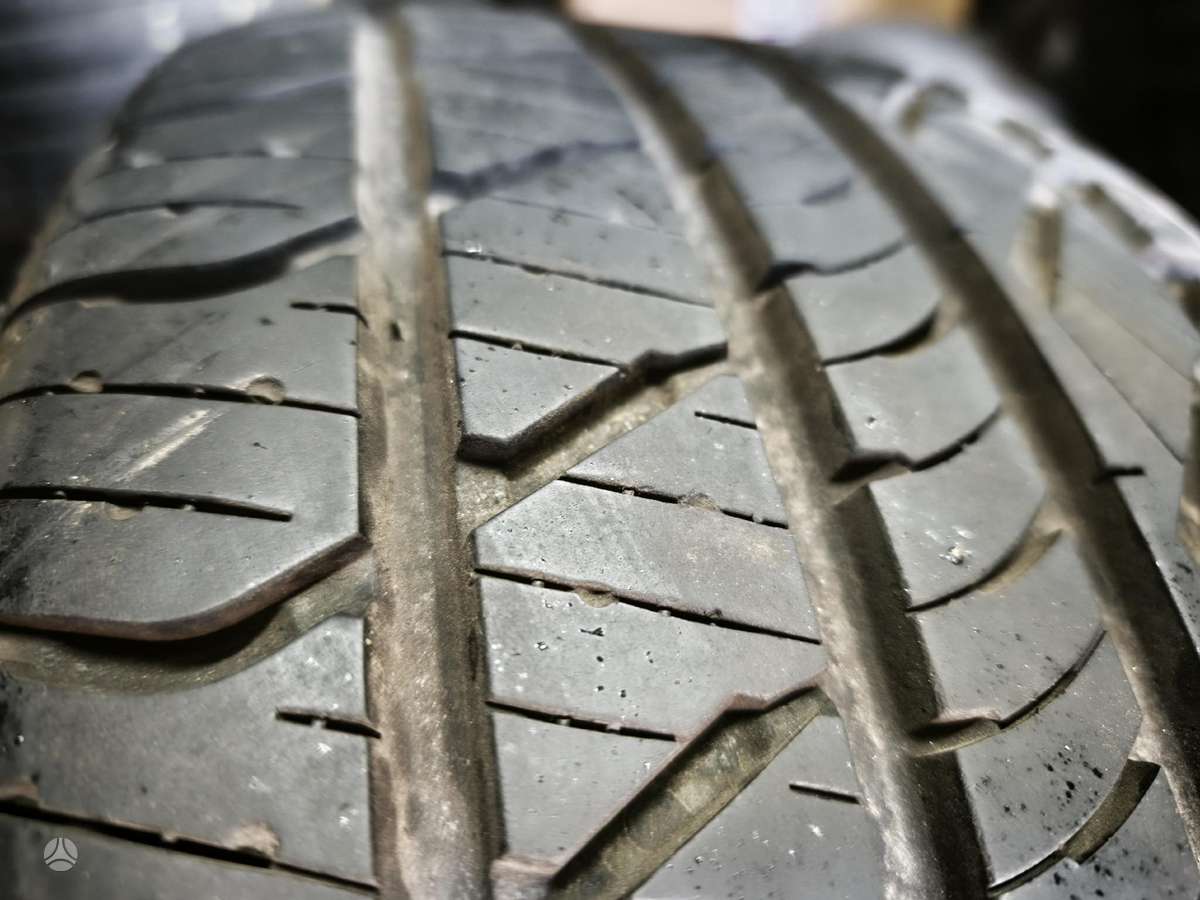 Kumho ECTA 4x, всесезонные 225/50 R16