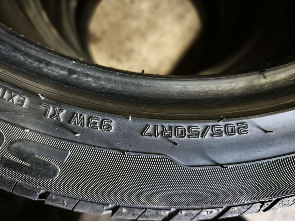 Sunfull SF-888, summer 205/50 R17