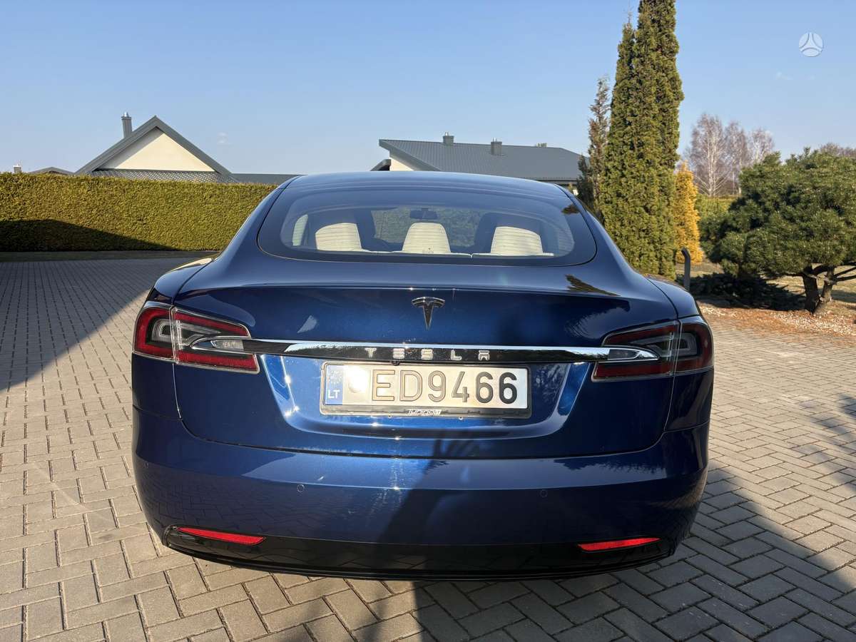 Tesla Model S, 100 кВт·ч, Седан