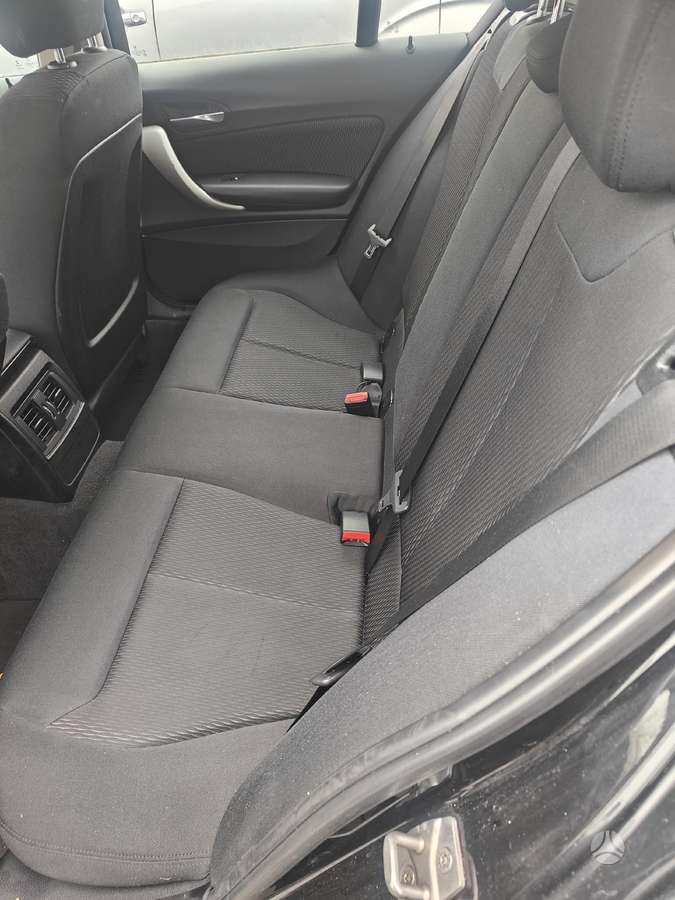 BMW 118, 2.0 l., hatchback