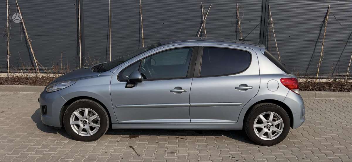 Peugeot 207 - 2
