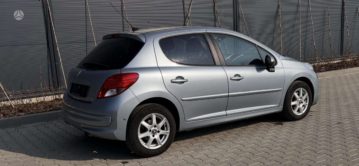 Peugeot 207 - 5
