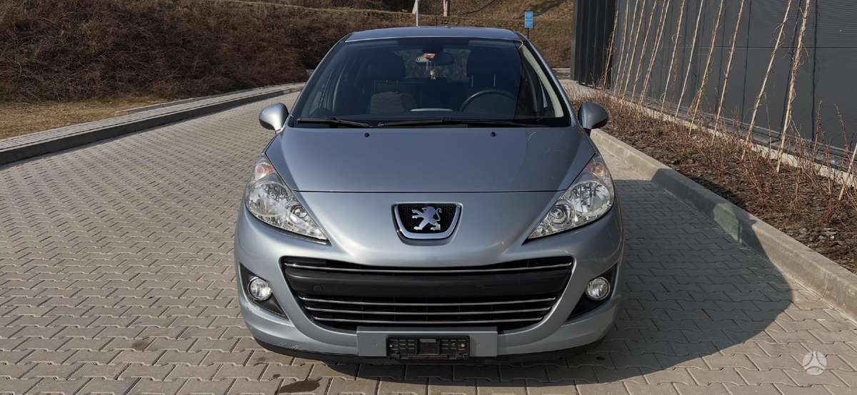 Peugeot 207 - 9
