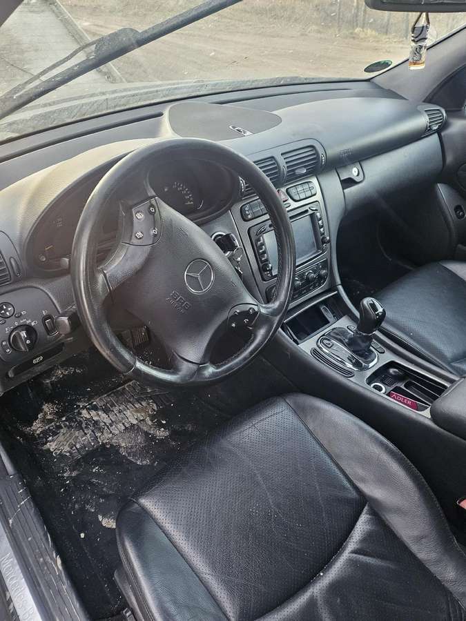 Mercedes-Benz C klasė по частям