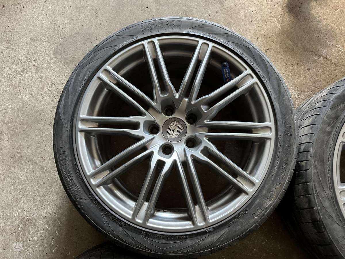 Porsche Gts style, light alloy, R21