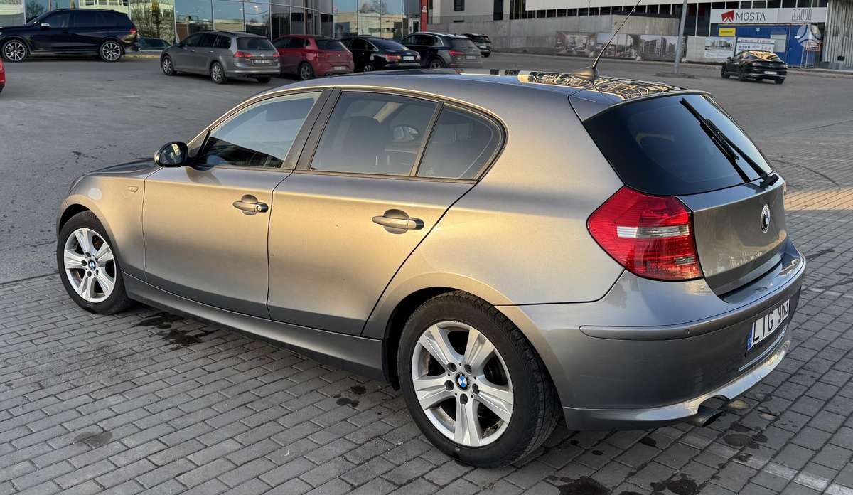 BMW 118, 2.0 l., Хэтчбек
