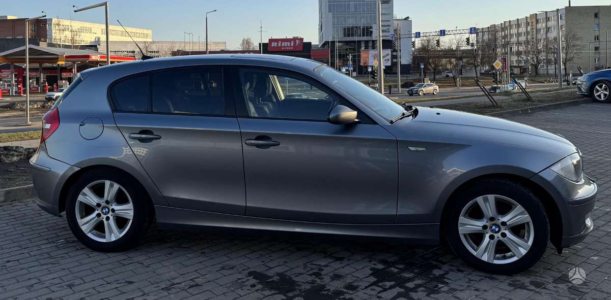 BMW 118, 2.0 l., Хэтчбек