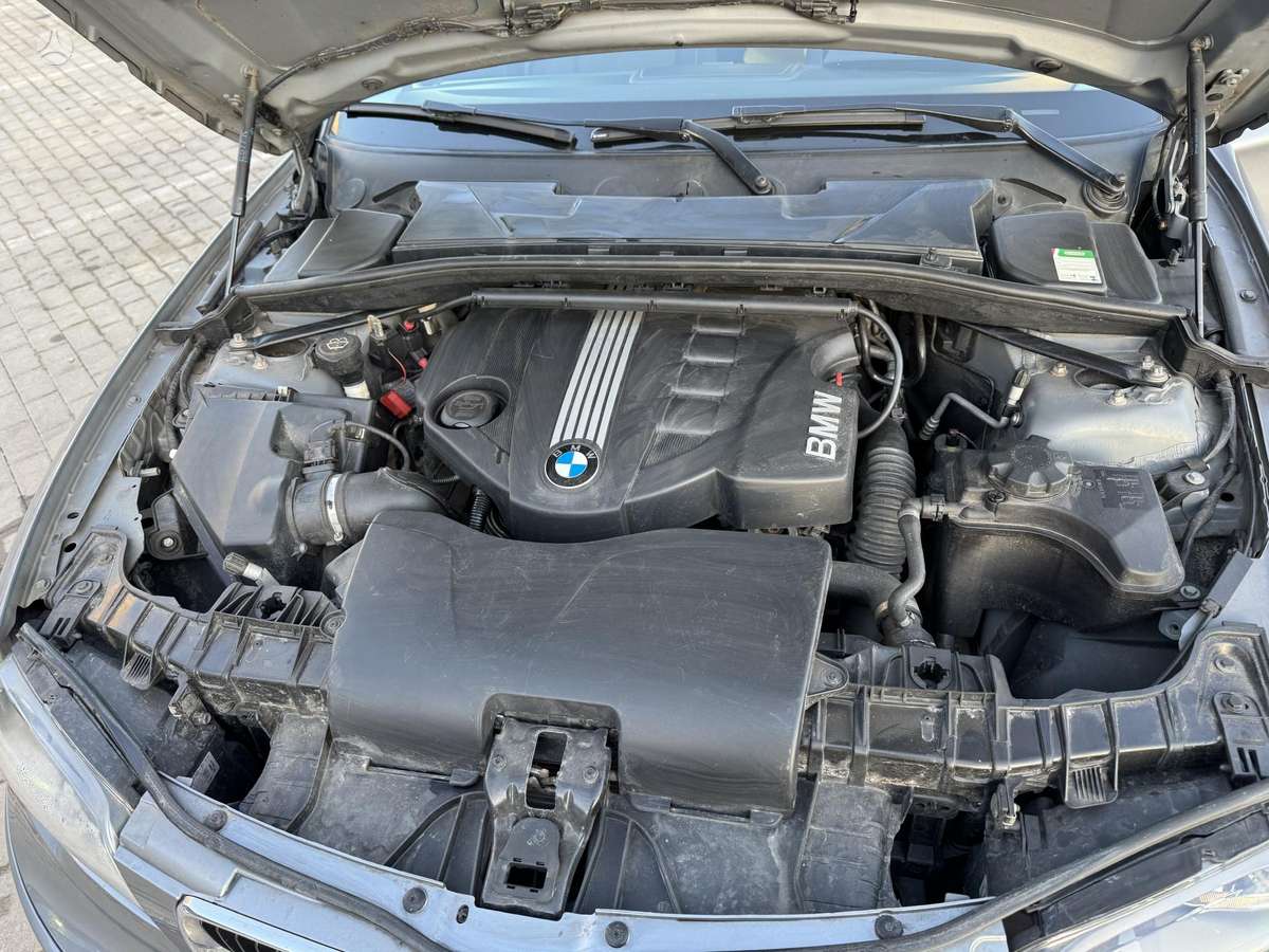 BMW 118, 2.0 l., Хэтчбек