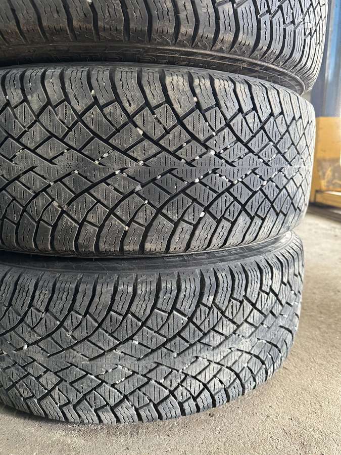 Nokian, зимние 235/55 R19