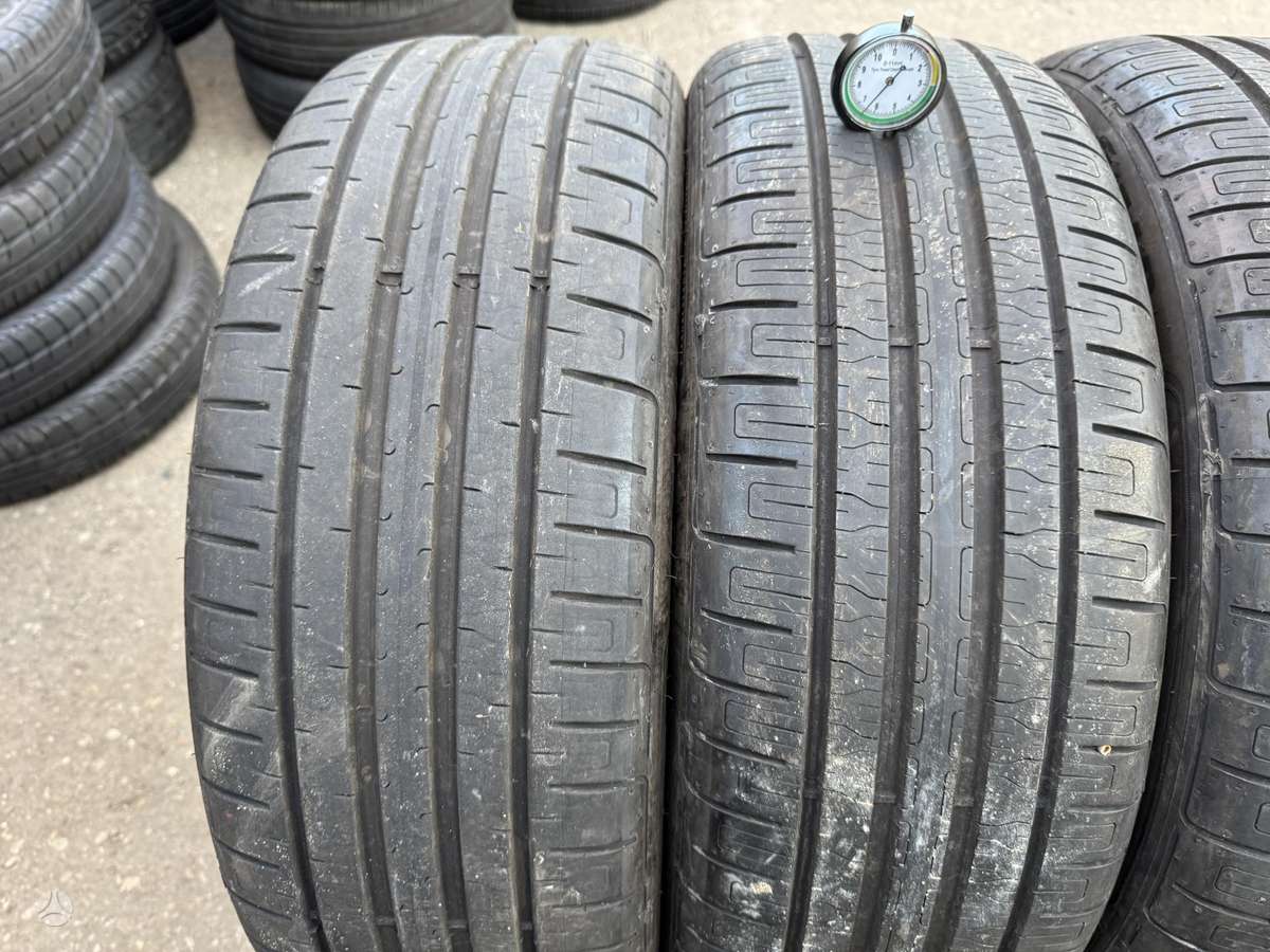 Goodyear EfficientGrip, летние 215/45 R20