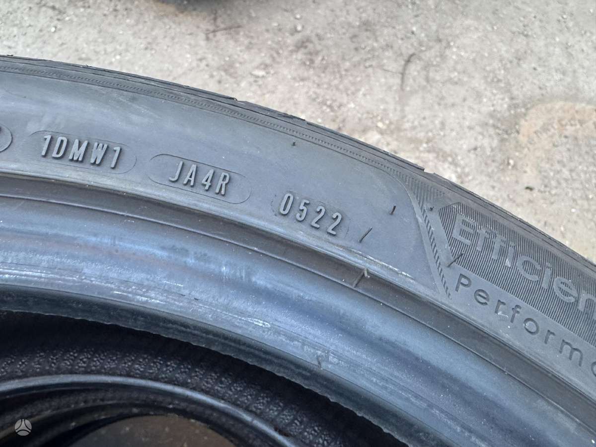 Goodyear EfficientGrip, vasarinės 215/45 R20