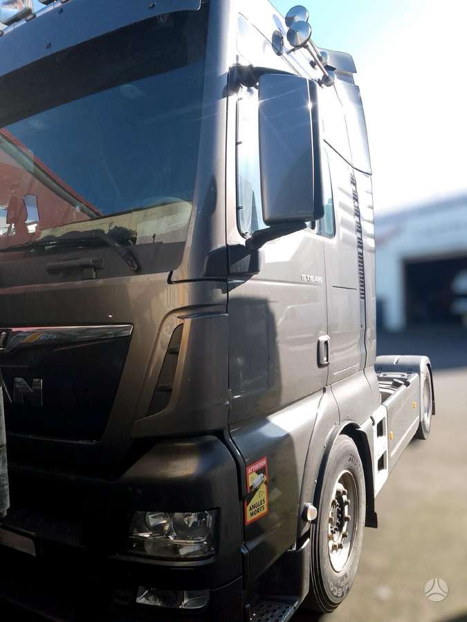 MAN TGX 18.480, double sleeper