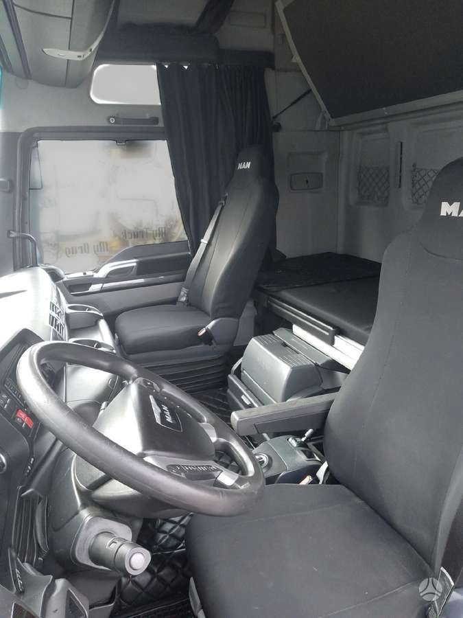 MAN TGX 18.480, double sleeper