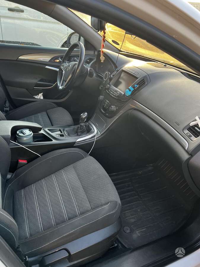 Opel Insignia, 1.6 l., Универсал
