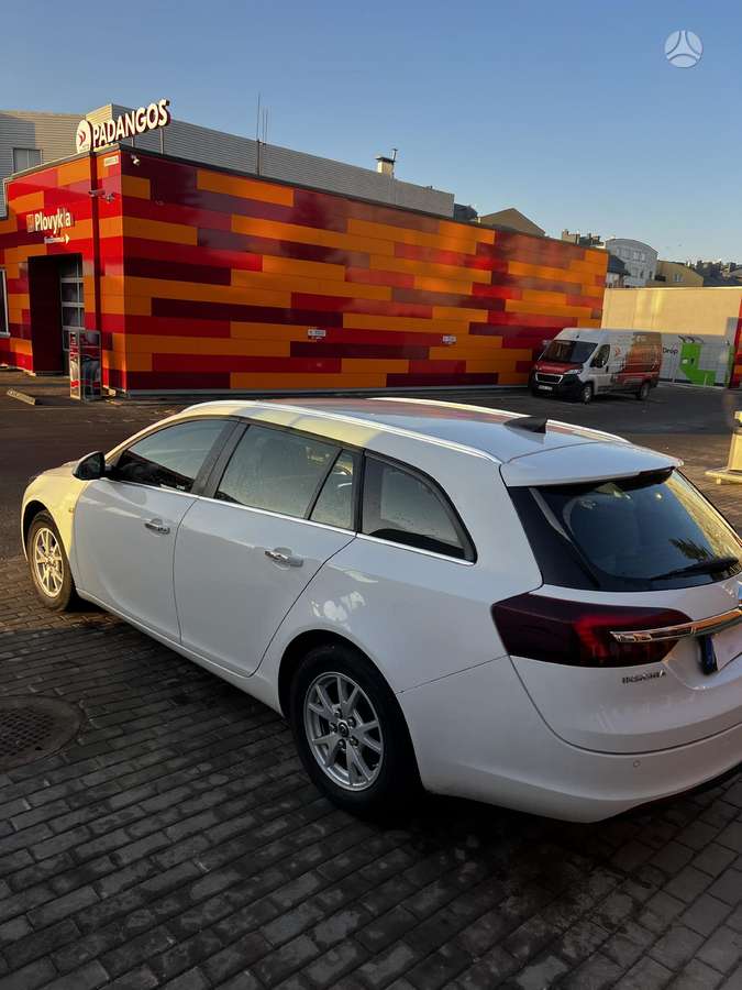 Opel Insignia, 1.6 l., Универсал