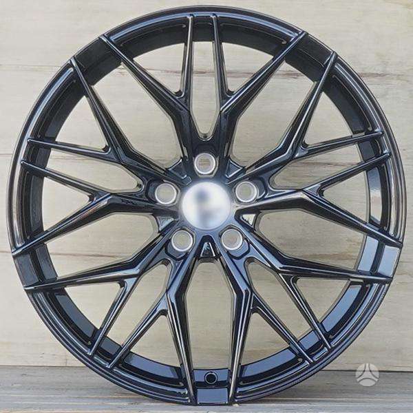 -Kita- 3235F Black & Silver, легкосплавные , R18
