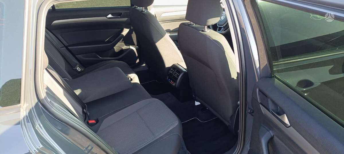 Volkswagen Passat, 2.0 l., Универсал