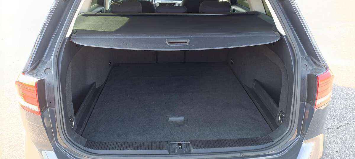 Volkswagen Passat, 2.0 l., Универсал