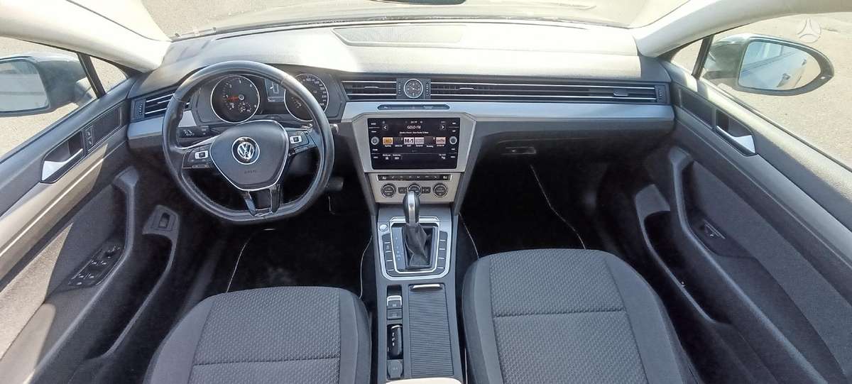 Volkswagen Passat, 2.0 l., Универсал