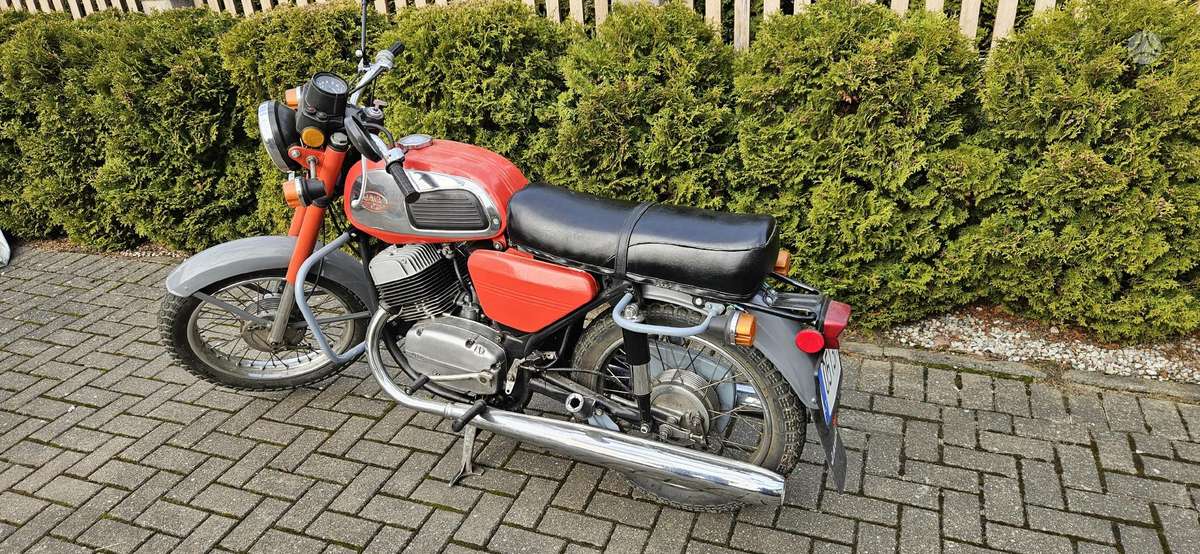 Jawa 350 350cc, street / classic