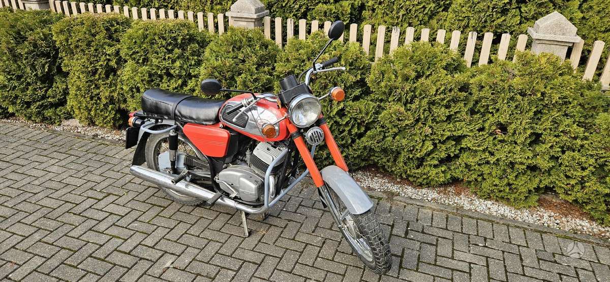 Jawa 350 350cc, street / classic