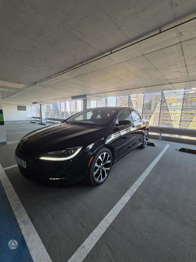 Chrysler 200, 2.4 l., Седан