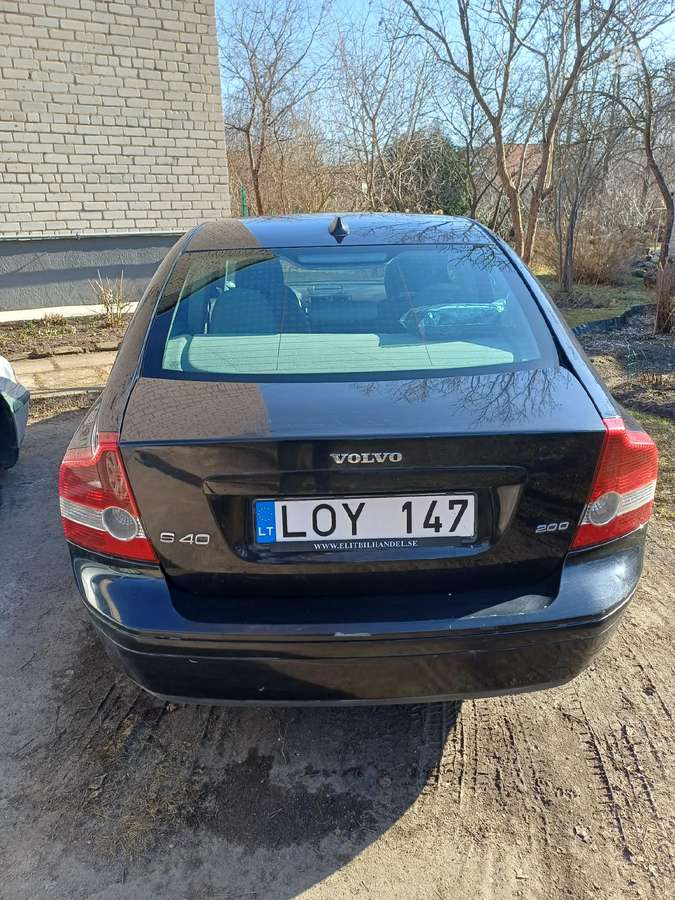 Volvo S40, 2.0 l., Седан