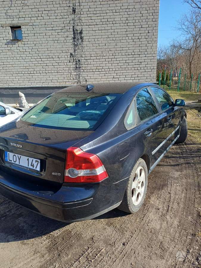 Volvo S40, 2.0 l., Седан