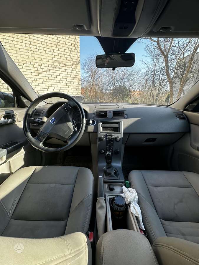 Volvo S40, 2.0 l., Седан