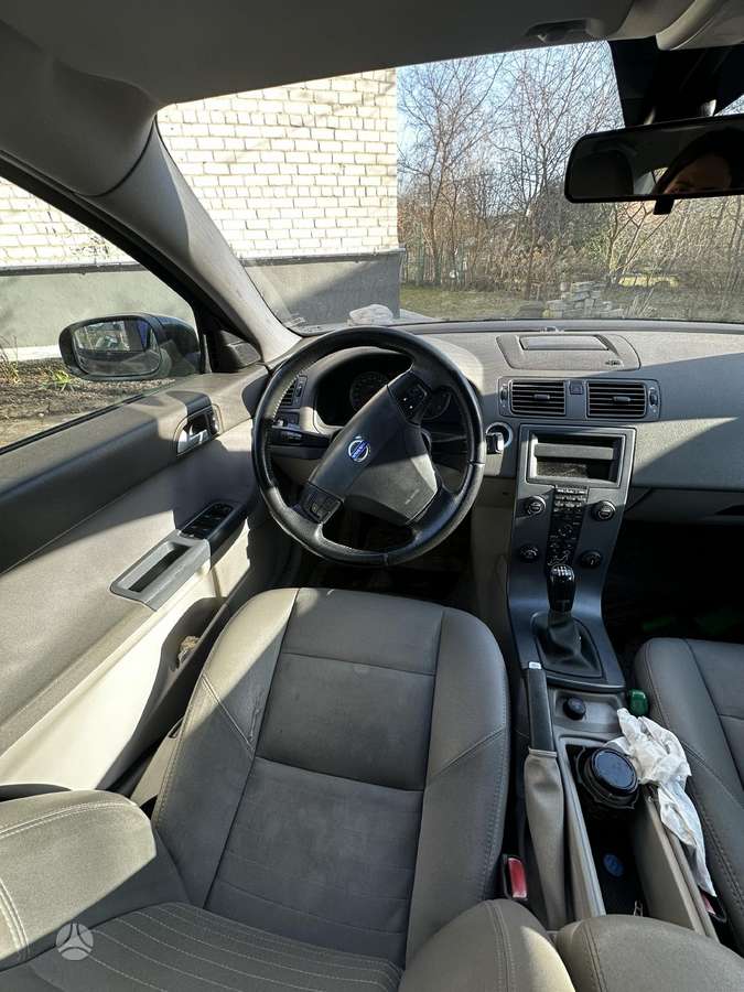 Volvo S40 - 10