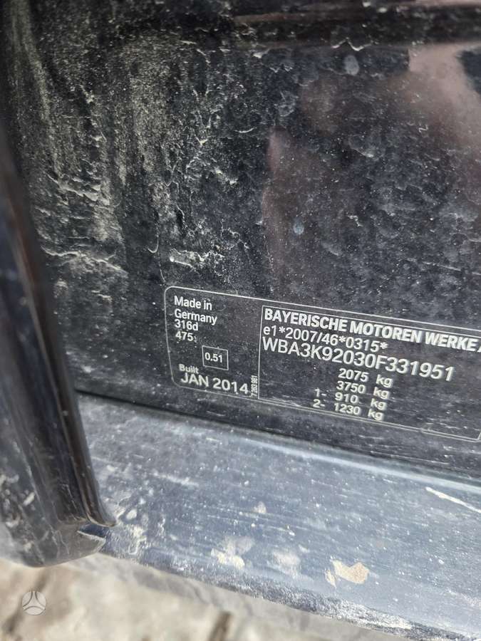 BMW 316 Dalimis dazu kodas 475