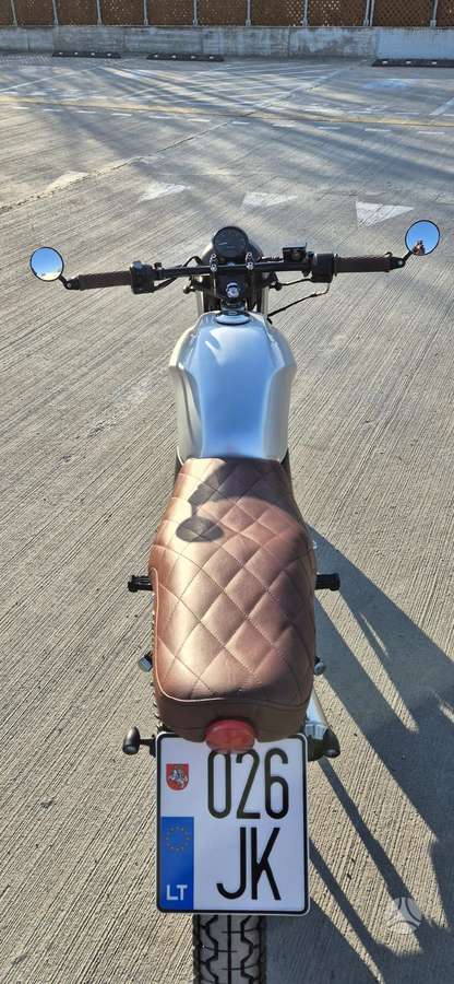 Yamaha YBR 125cc, street / classic