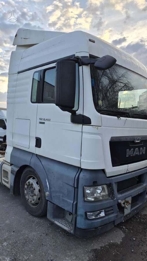 MAN TGX400, semi-trailer trucks