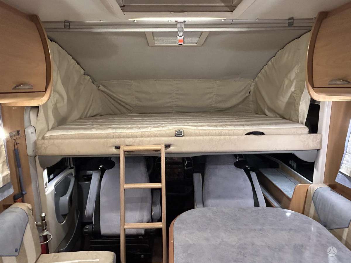Bürstner Elegance 686i, campers