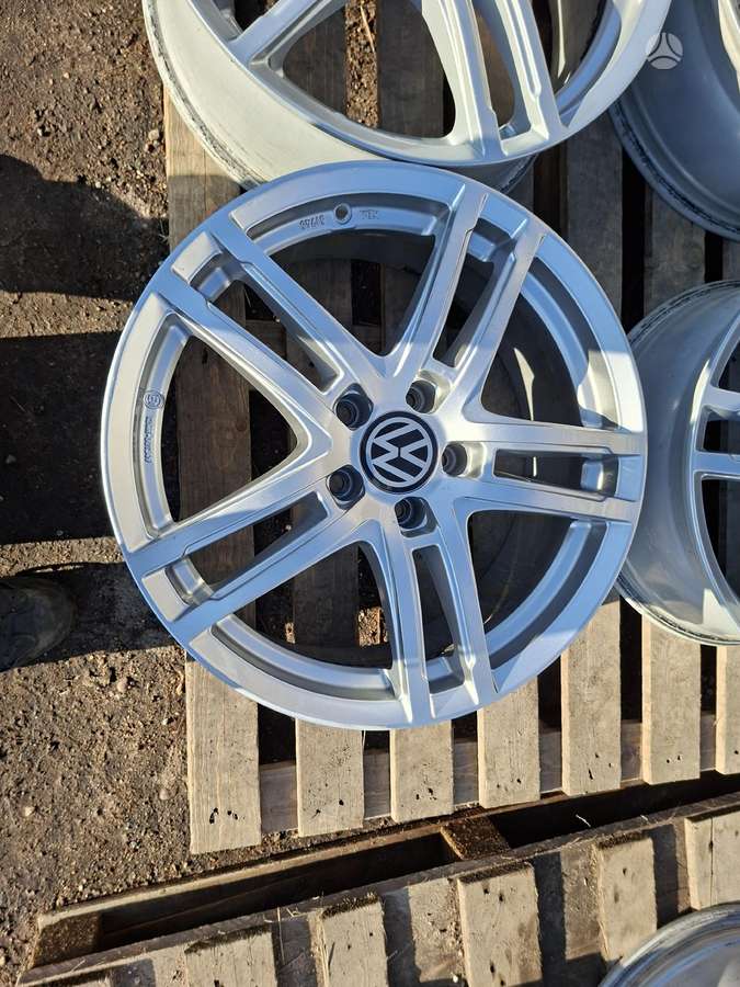 Dezent VW AUDI MB ET44, light alloy, R18