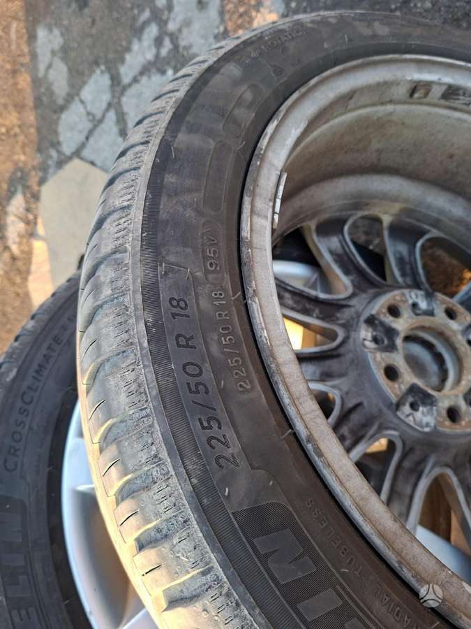 Michelin, всесезонные 225/50 R18