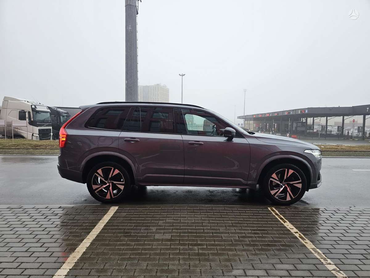 Volvo XC90 - 6