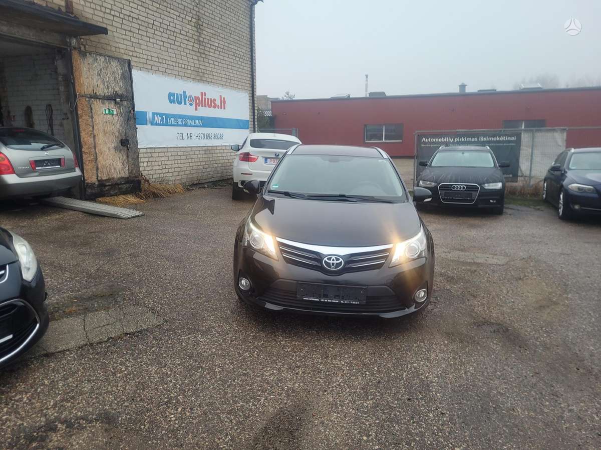 Toyota Avensis, 2.2 l., Универсал