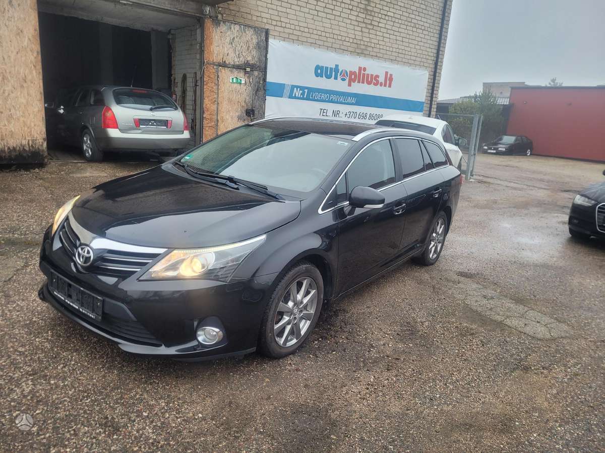 Toyota Avensis, 2.2 l., Универсал